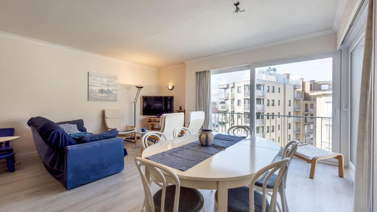Zonnig En Gezellig Appartement Met Zijdelings Zeezicht En Zwembad In Koksijde Exteriér fotografie