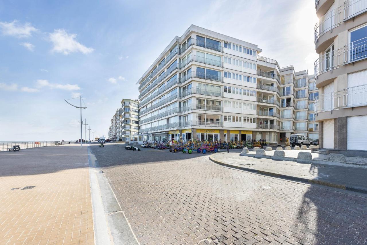 Zonnig En Gezellig Appartement Met Zijdelings Zeezicht En Zwembad In Koksijde Exteriér fotografie